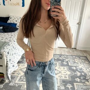 Beige long sleeve 3/4 zip up size small NWT